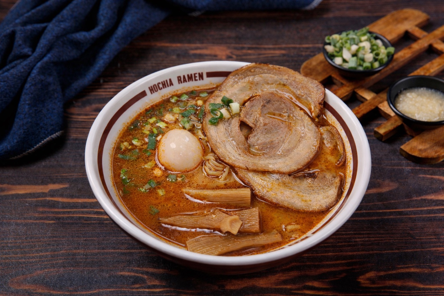 新加坡叻沙豚骨拉麵